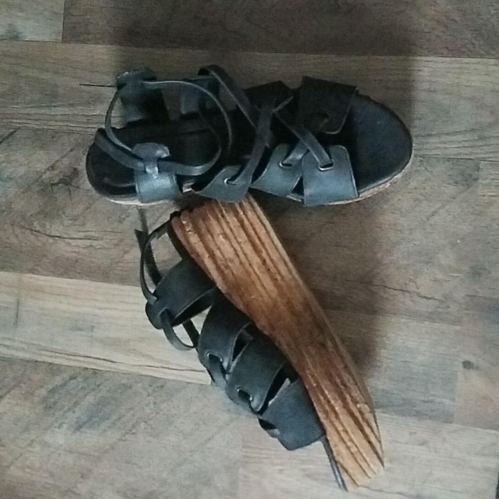 Free People platforms
